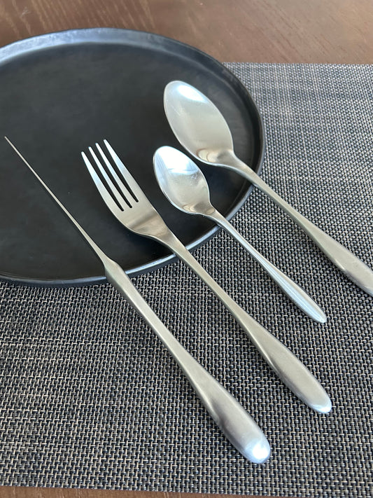 Chic Stainless Steel Cutlery Set